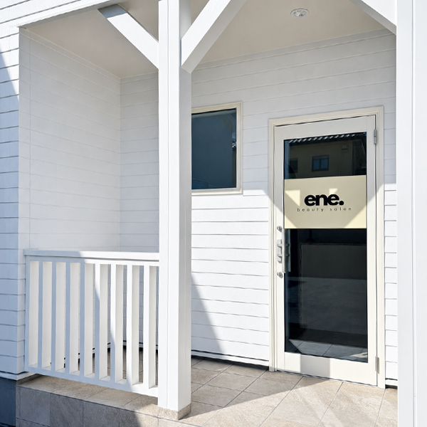 ene. beauty salon の外観